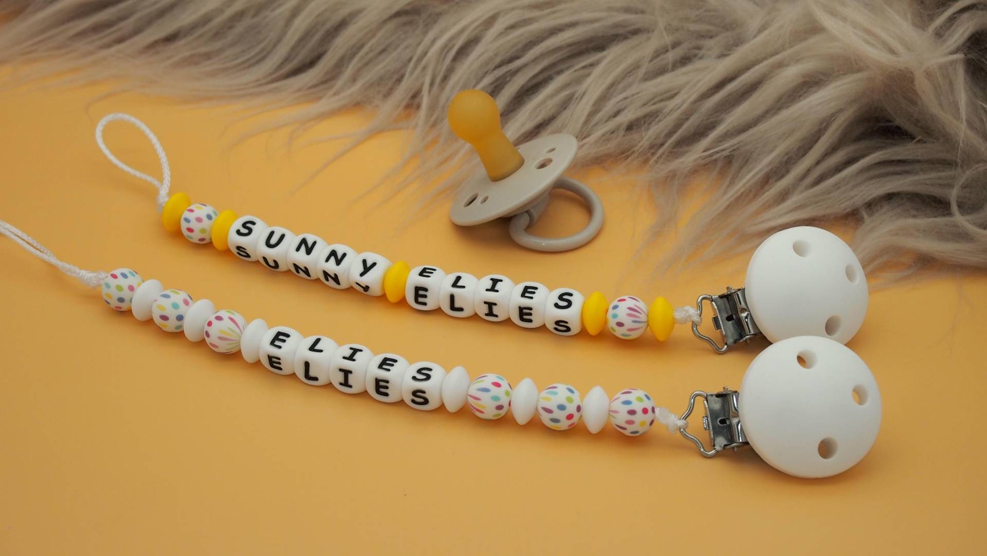 Schnullerkette "Konfetti" - Individuell, Einzigartig, Mit Liebe Gemacht Schnullerkette "Konfetti" - Individuell, Einzigartig, Mit Liebe Gemacht von sunrosShop