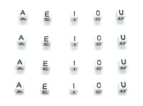 taffbeads 50 Stück 6 mm Würfel Weiß A-Z Einzelbuchstaben Acryl Alphabet Perlen für DIY Handwerk oder Schmuckherstellung (Vokale) von taffbeads