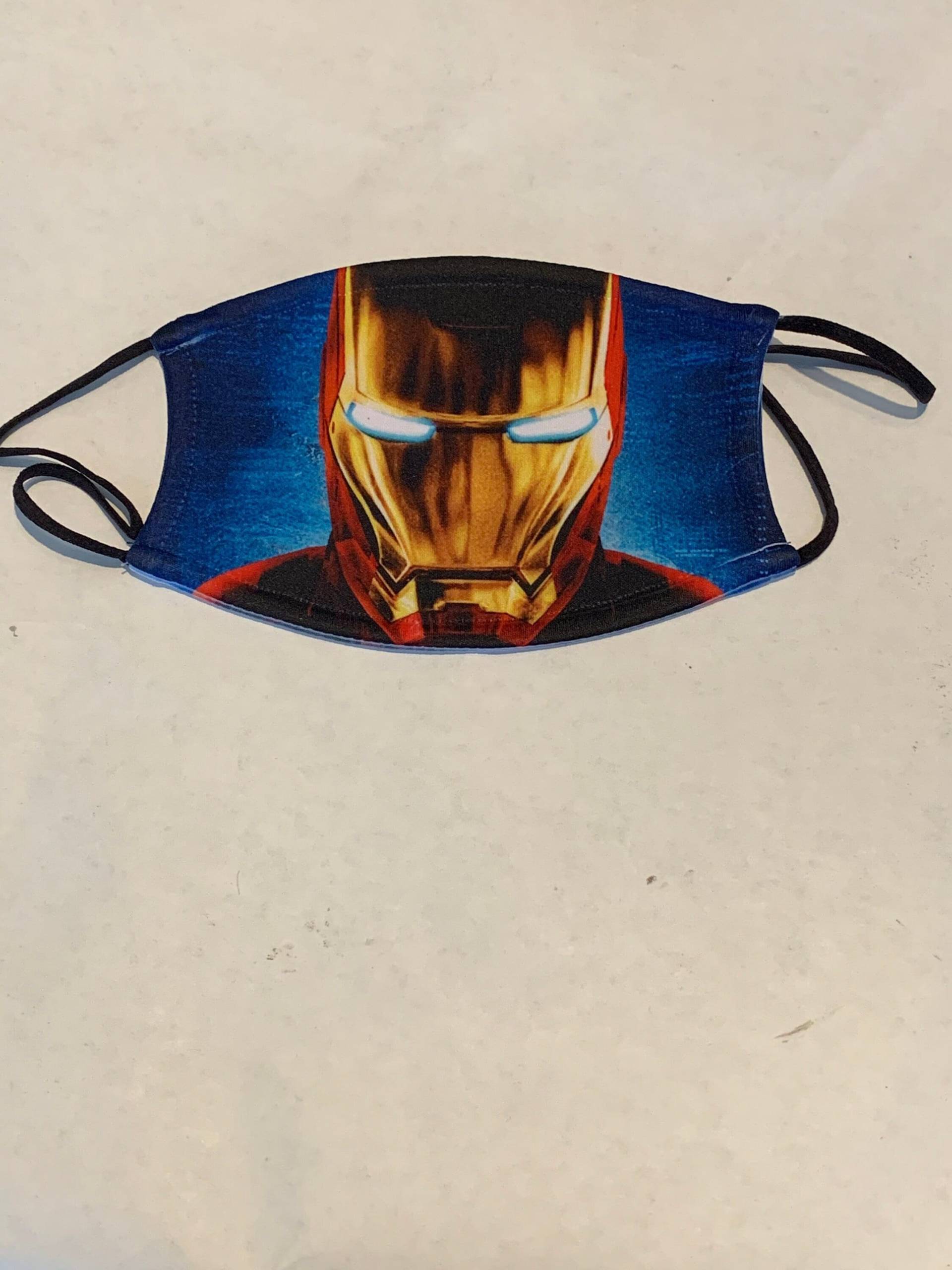 Iron Man Superhero Avengers Gesichtsmaske Mit Filter von theGraphikShop
