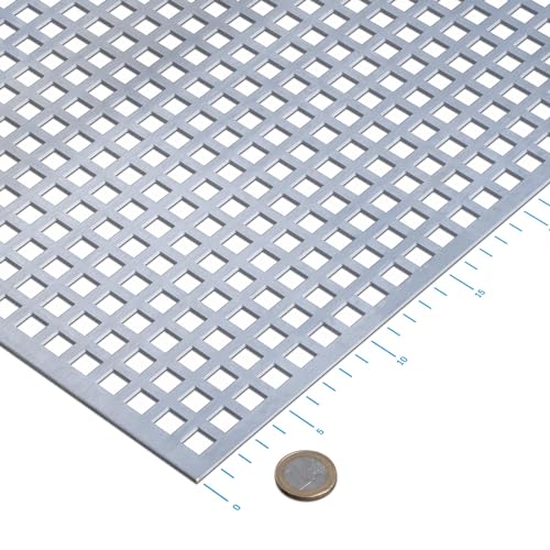 thyssenkrupp Lochblech Edelstahl QG10-15 V2A K240 geschliffen 1,5 mm (1000 x 750 mm) umlaufender Längs- und Stirnrand von thyssenkrupp