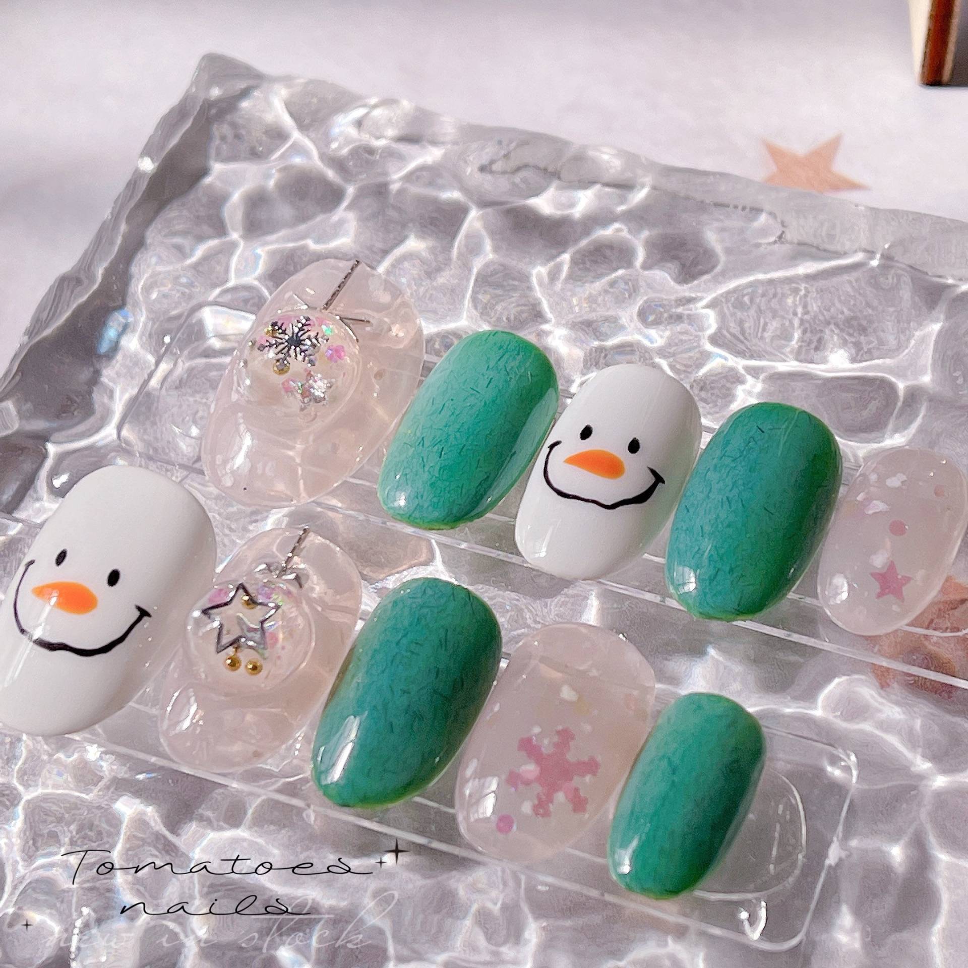 Niedliche Schneemann-Nägel Zum Aufdrücken, Glitzer-Schneeflocken-Nägel, Glitzer-Weihnachtsnägel, Nägel Mit Niedlichen Ornamenten, Handbemalte Niedliche Schneemann-Nägel Zum Aufdrücken, Glitzer-Schneeflocken-Nägel, Glitzer-Weihnachtsnägel, Nägel Mit Niedlichen Ornamenten, Handbemalte von tomatoesnails