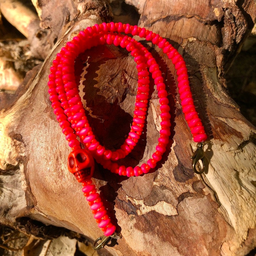Brillenkette "Skull - Neon Pink" Brillenkette "Skull - Neon Pink" von trudiloves
