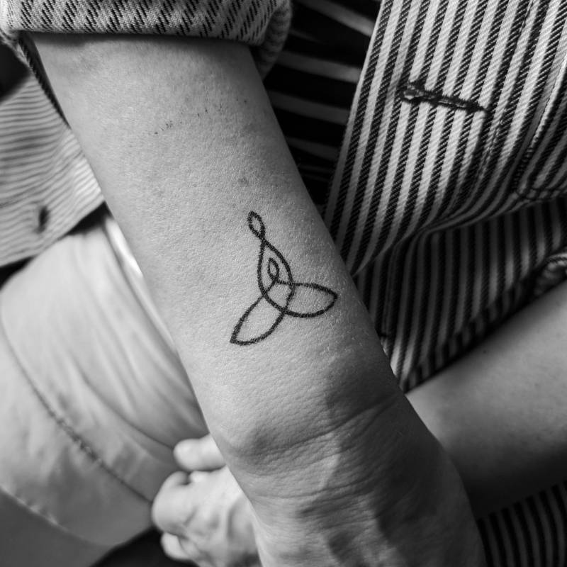 Mutter & Kind Symbol Semi-Permanent 2-Wochen Tattoo | 2Er Set von twoweektattoos
