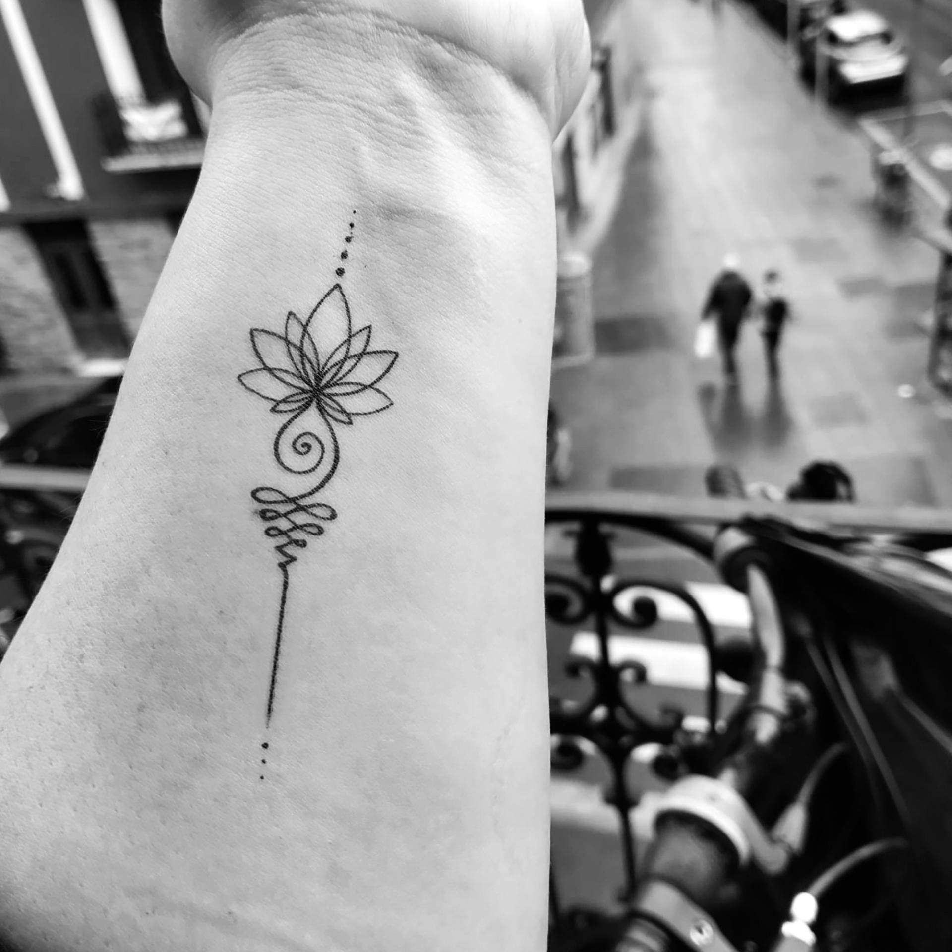 Unalome Lotus Semi-Permanent 2-Wochen Tattoo | 2Er Set von twoweektattoos