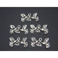 Taube Anhänger 10x19mm 5 Stk. Tauben Charm Metallanhänger Bettelarmband, A-149 Taube Anhänger 10x19mm 5 Stk. Tauben Charm Metallanhänger Bettelarmband, A-149 von vendor-unknown