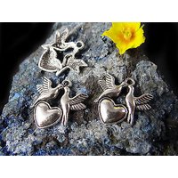 Tauben mit Herz Anhänger 22x21mm Taube 5 Stk. silberfarben Metall, A-18,4 von vendor-unknown