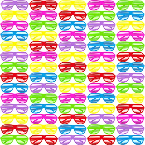 weilaga 72 Stück Neon-Sonnenbrillen, 80er-Jahre-Retro-Stil, geschlitzt, Partyzubehör für Kinder und Erwachsene weilaga 72 Stück Neon-Sonnenbrillen, 80er-Jahre-Retro-Stil, geschlitzt, Partyzubehör für Kinder und Erwachsene von weilaga