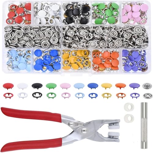 Wenrescry 200 Sets Druckknöpfe Set mit Zange, Metall Druckknopf,10 Farben, DIY Basteln für Kinderbekleidung, Kleidung, Taschen, Handgemaakt, Reparieren, Ohne Nähen(Stoffdicke innerhalb von 2 mm) Wenrescry 200 Sets Druckknöpfe Set mit Zange, Metall Druckknopf,10 Farben, DIY Basteln für Kinderbekleidung, Kleidung, Taschen, Handgemaakt, Reparieren, Ohne Nähen(Stoffdicke innerhalb von 2 mm) von wenrescry