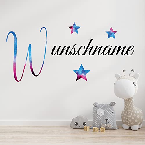 Wandaufkleber Set mit Wunschname Wunschtext Wandtattoo personalisiert mit Name Sterne Feder Blume für Kinderzimmer Wohnzimmer Tür Eingang Flur (01 Galaxie) von yabaduu