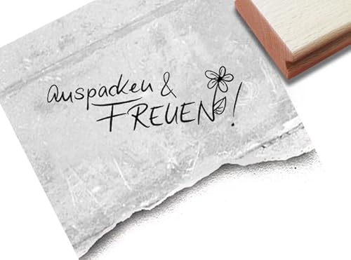 Stempel Auspacken und freuen! - Textstempel Karten Geschenkanhänger Tütenstempel Etiketten Schilder selbst gemacht Geschenke Scrapbook - zAcheR-fineT (klein ca. 48 x 15 mm) von zAcheR-fineT-design